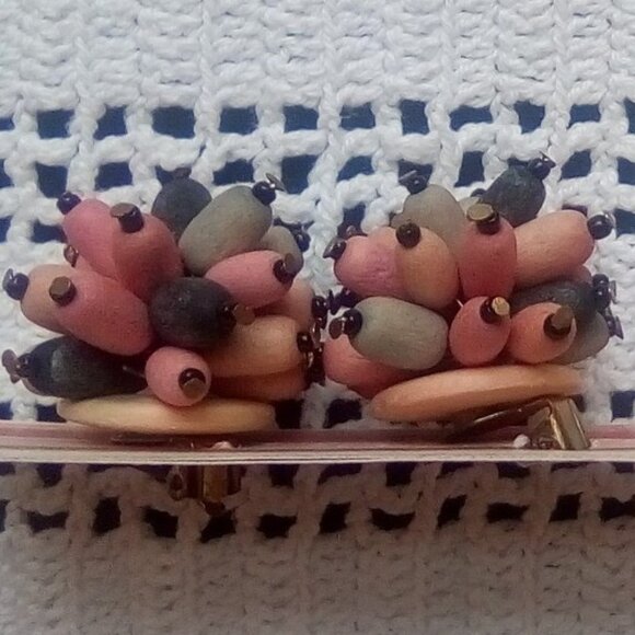 Mid Century Clip-On Earrings - Clusters of Wood Beads in Pink, Green, Grey - Picture 2 of 5